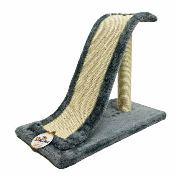 מתקן גירוד מגלשה לחתולים