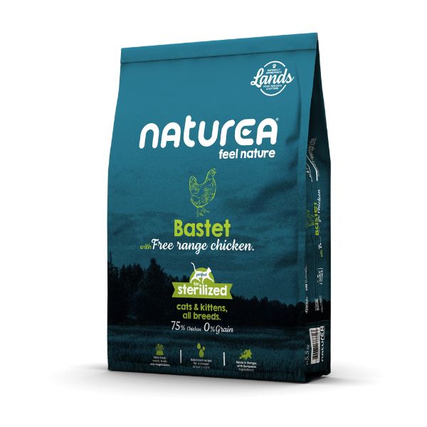 נטוראה חתולים וקיטן עוף וכבד 100% רכיבים טבעיים - 5.5 ק"ג