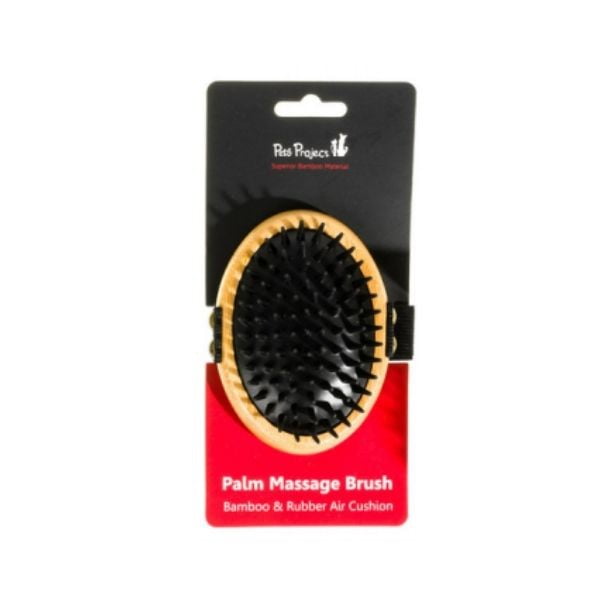 מברשת במבוק מסאז' מתלבשת על היד