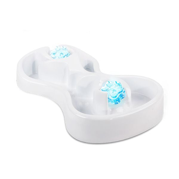 משחק עם קרח Chill Out Cooling Fest מבוך AFP