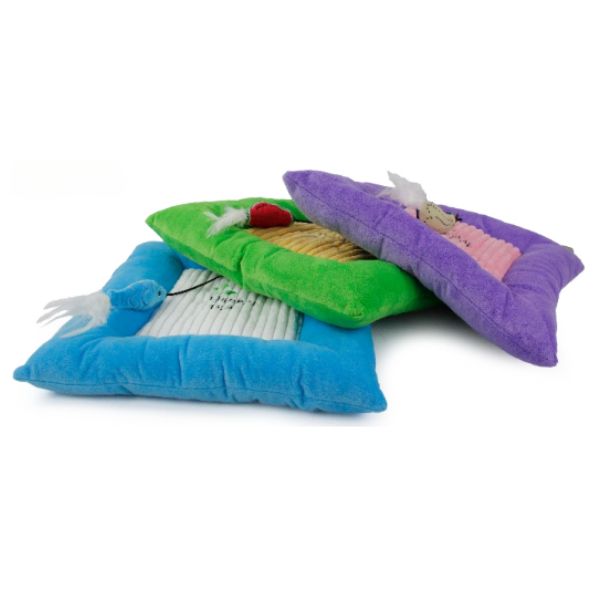 כרית משחק עם צעצוע מועשר קטניפ לחתולים AFP